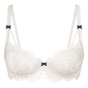 Victoria’s Secret PINK Wink Push Up Balconette Bra 32B Coconut White with Bows